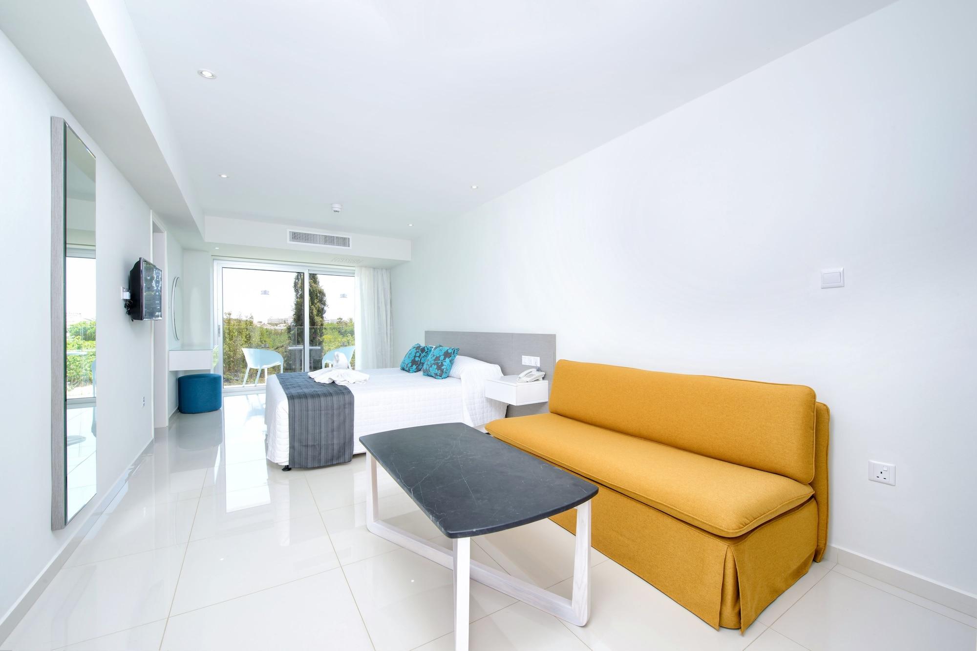 River Rock Hotel أيا نابا المظهر الخارجي الصورة