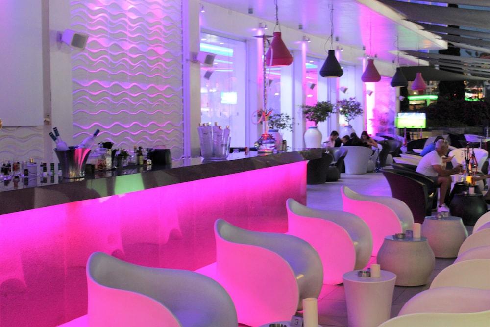 River Rock Hotel أيا نابا المظهر الخارجي الصورة