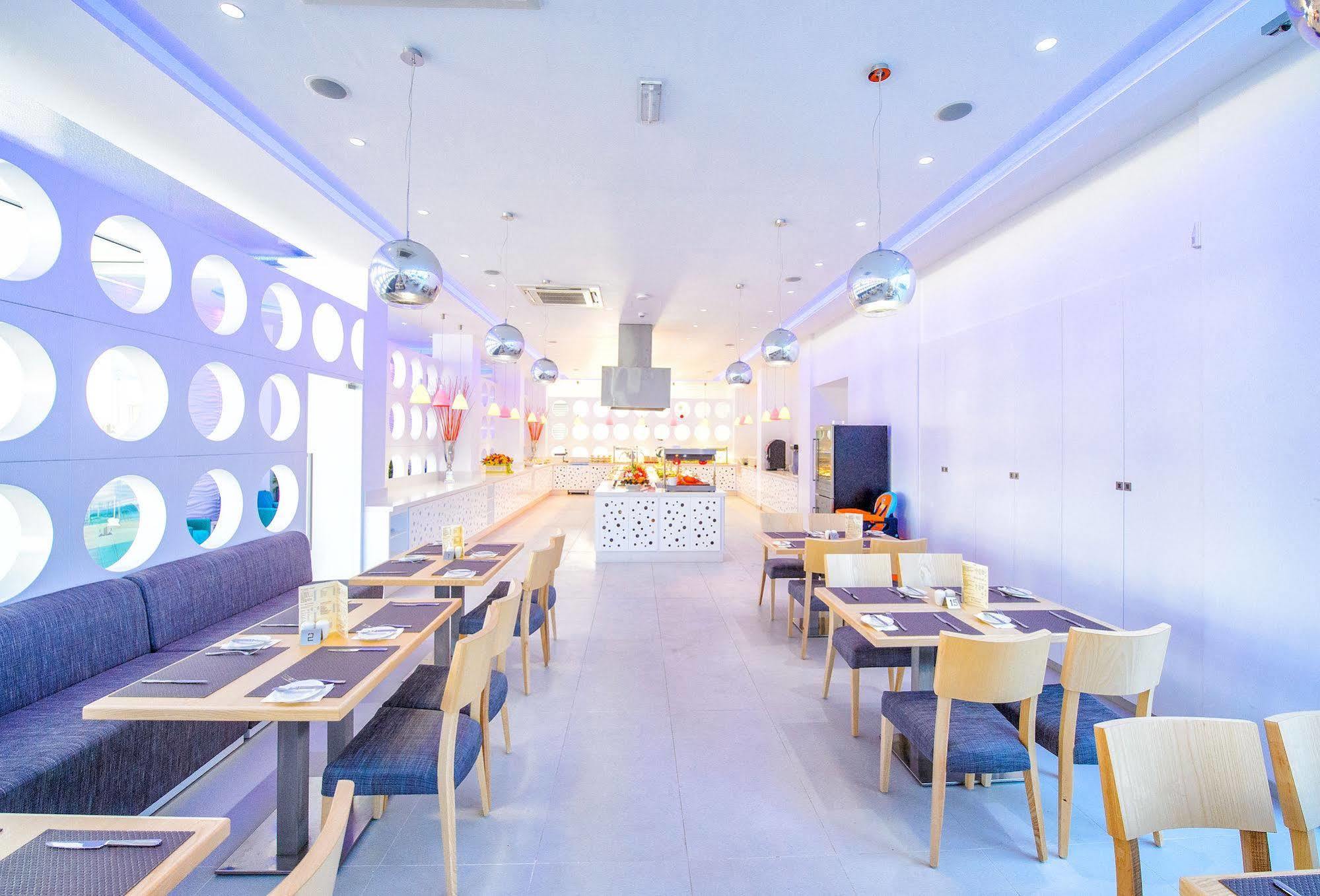 River Rock Hotel أيا نابا المظهر الخارجي الصورة